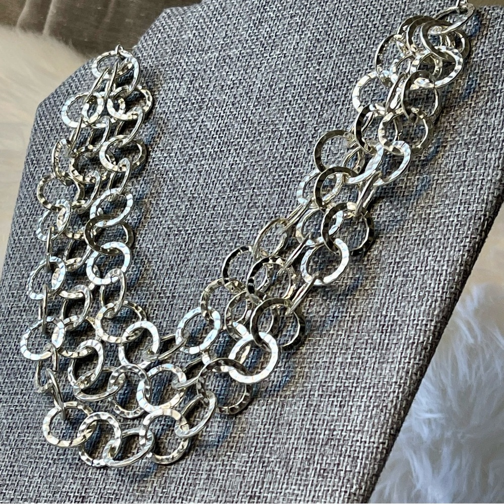 White House Black Market | Hammered Ring 3-Layered Silver Tone Collar Necklace
